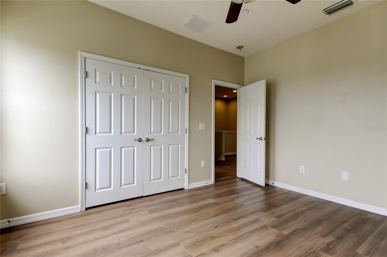 HAMPTON LAKES AT MAIN STREET - Residential Lease