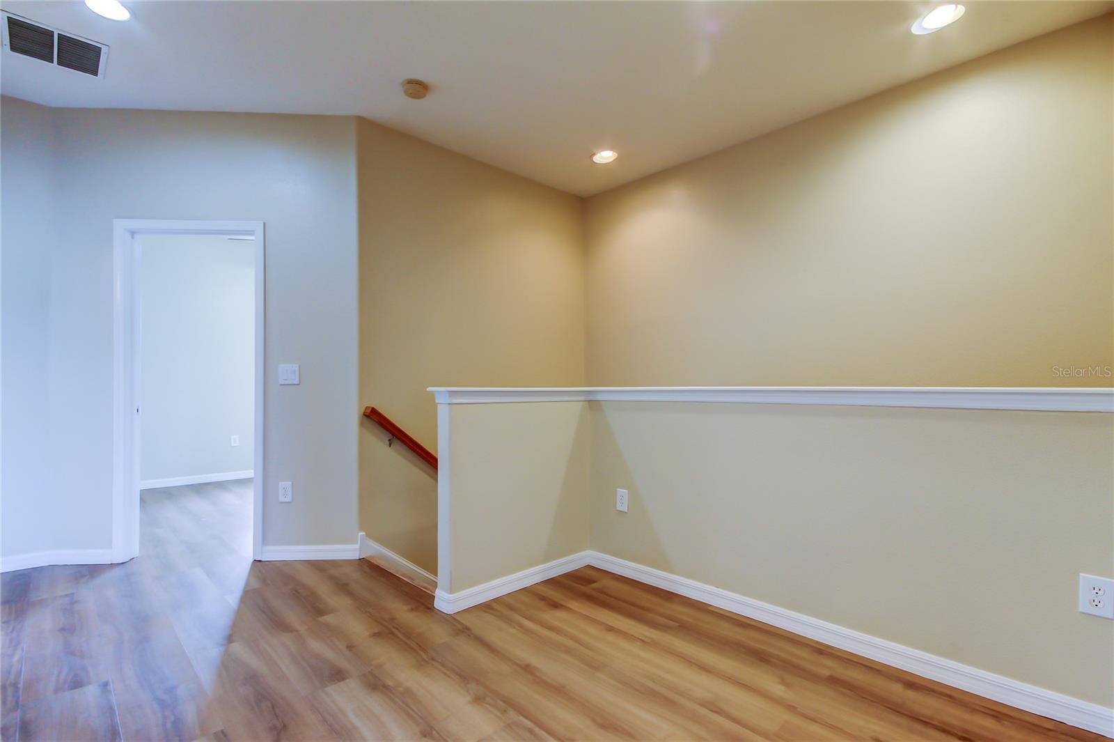 HAMPTON LAKES AT MAIN STREET - Residential Lease