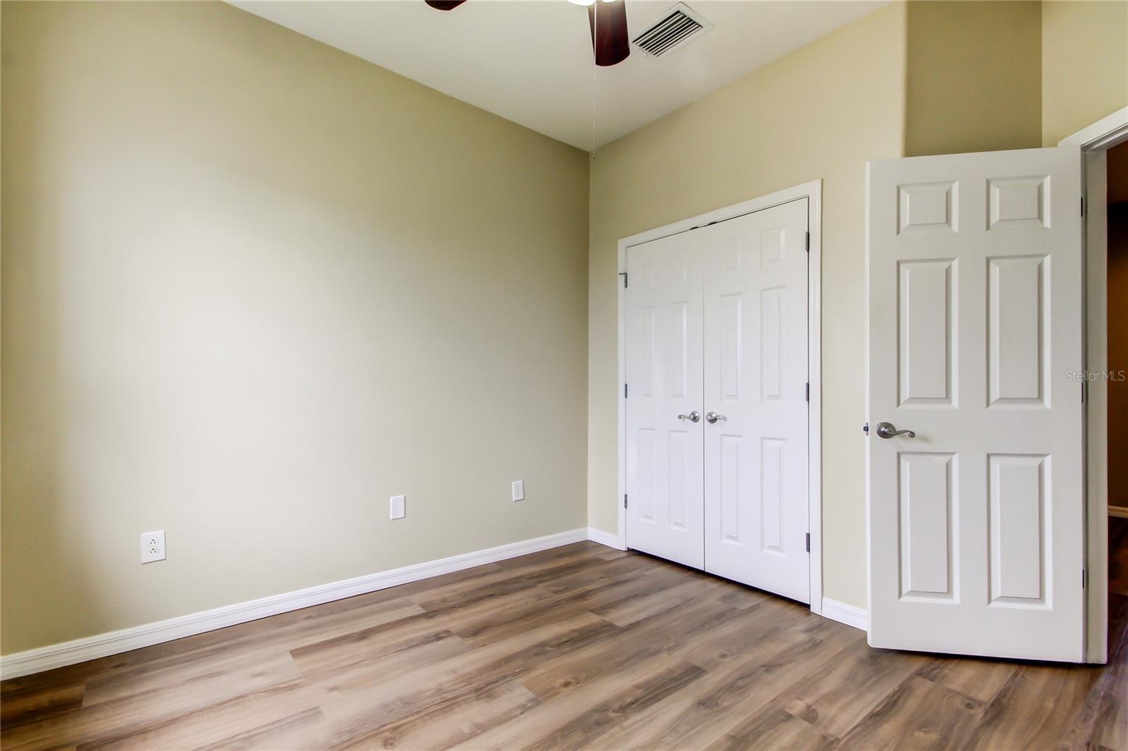 HAMPTON LAKES AT MAIN STREET - Residential Lease