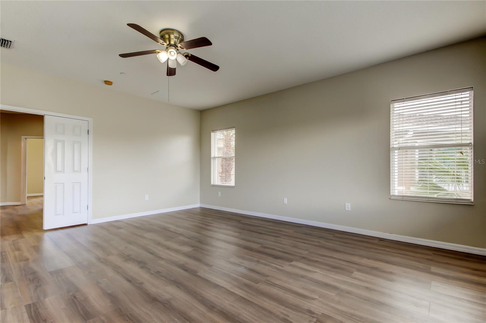 HAMPTON LAKES AT MAIN STREET - Residential Lease