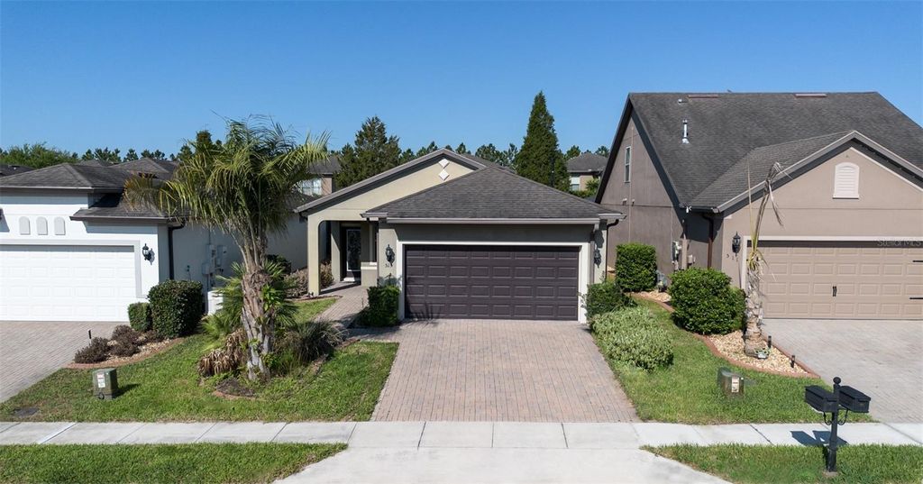 Photo of 515 Pamplona Place, Davenport, FL 33837 (MLS # P4938267)