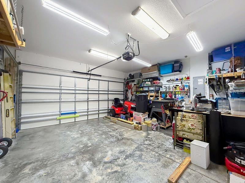 RAINBOW S END ESTATE - Residential