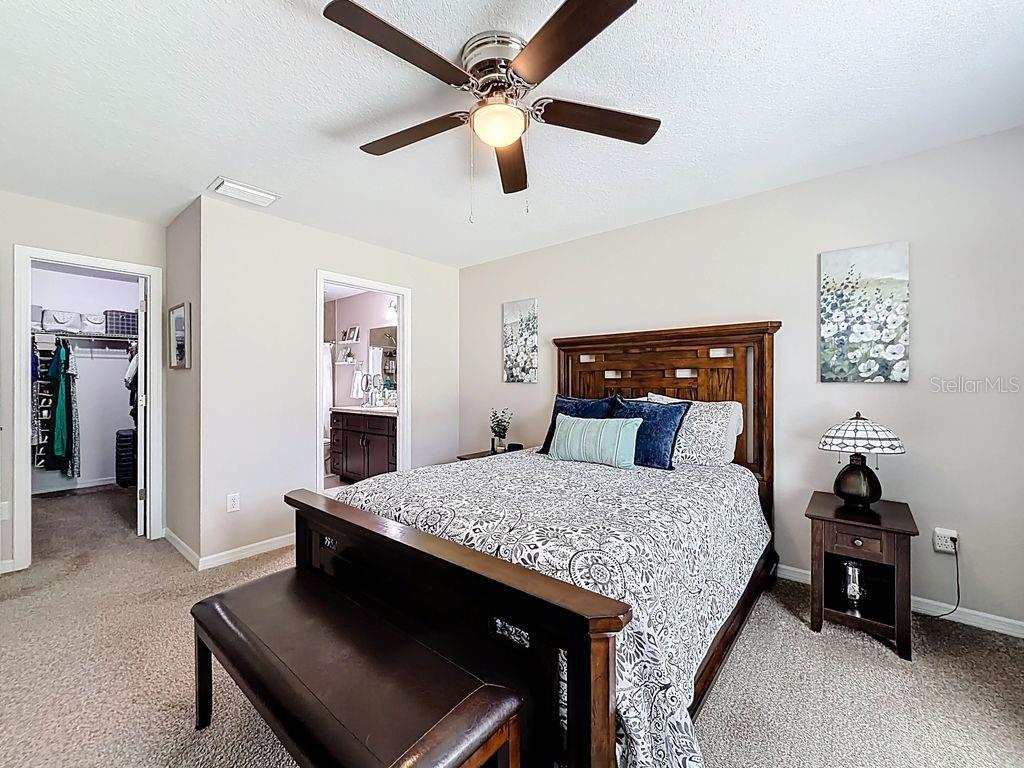 RAINBOW S END ESTATE - Residential