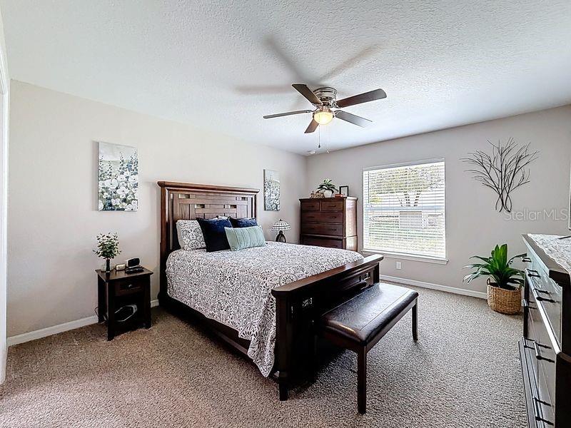 RAINBOW S END ESTATE - Residential