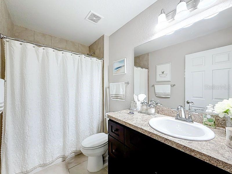 RAINBOW S END ESTATE - Residential