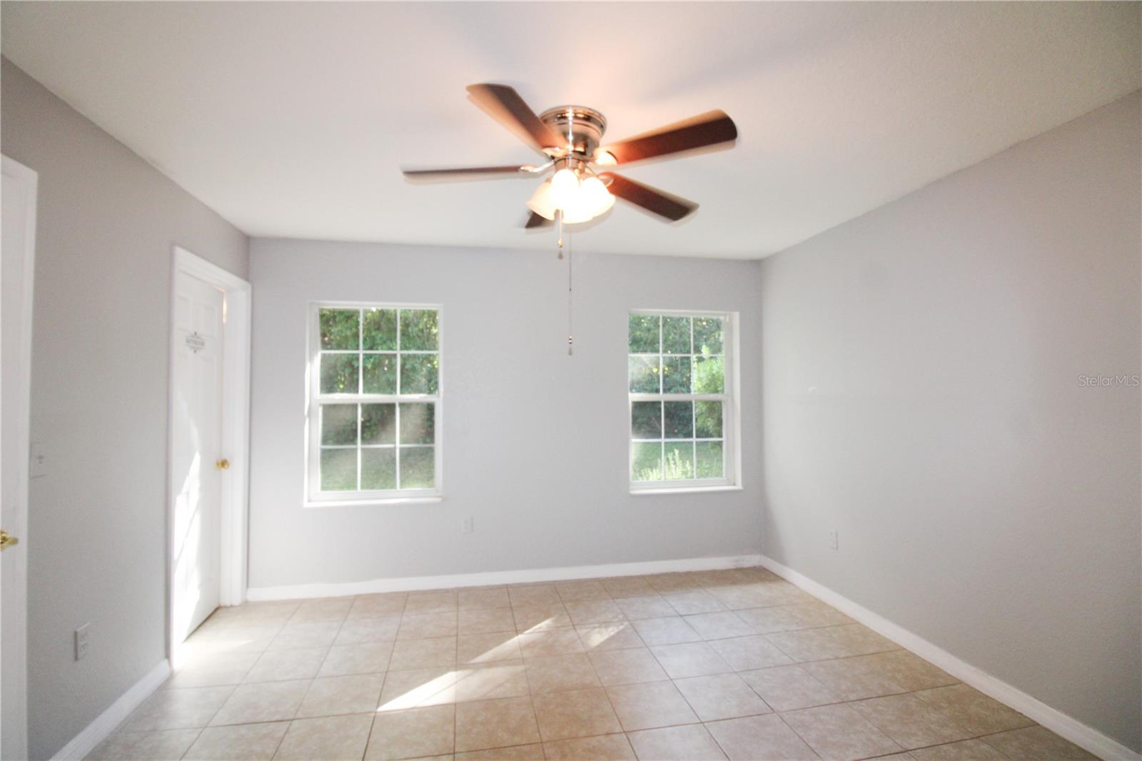 OAK RUN LINKSIDE - Residential Lease