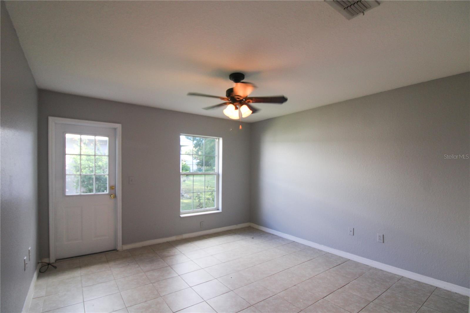 OAK RUN LINKSIDE - Residential Lease