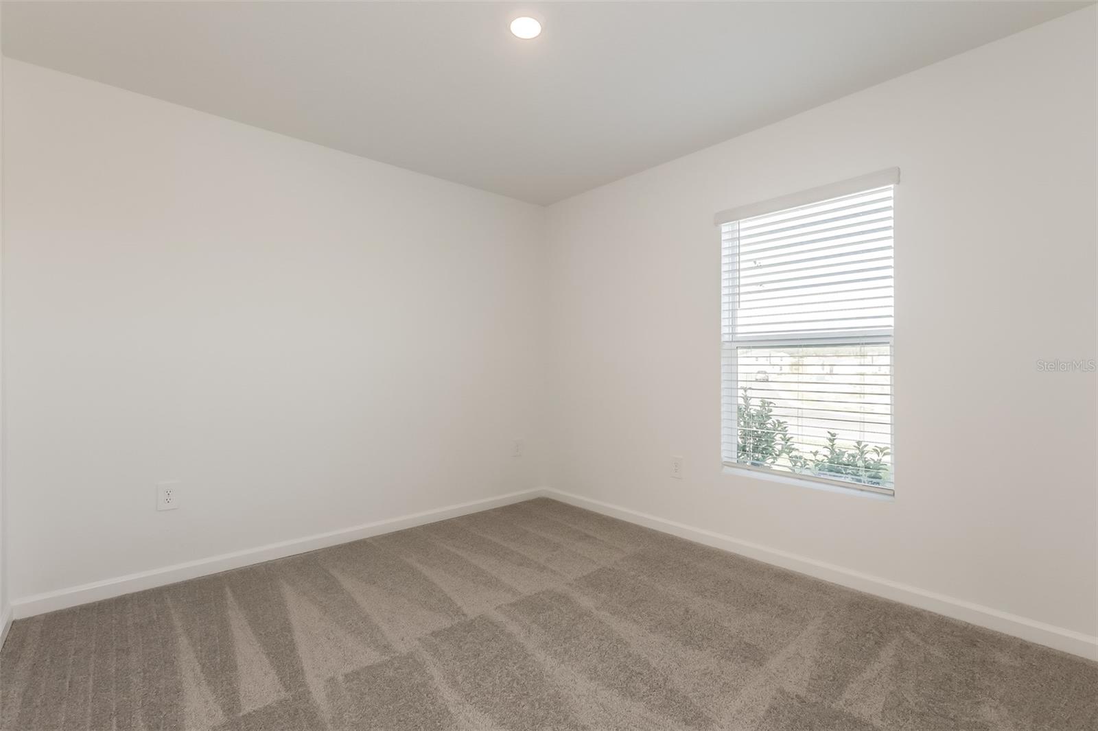 HUNT CLUB/LK WALES PH 1 - Residential Lease