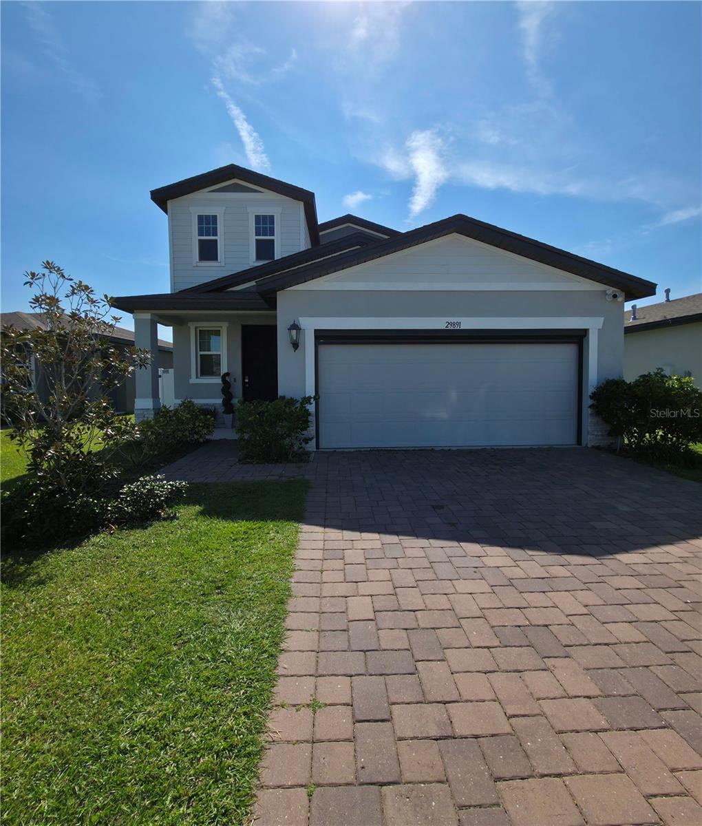 LAKE DENHAM ESTATES - Residential Lease