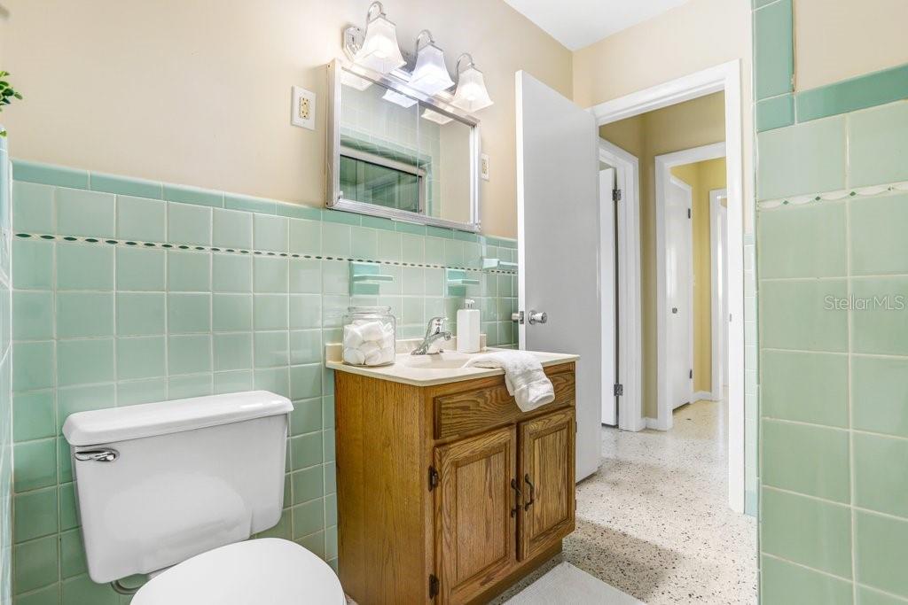 PINE OAK - Residential