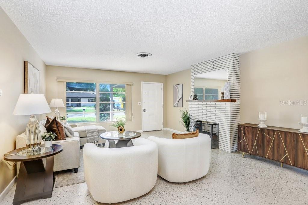 PINE OAK - Residential