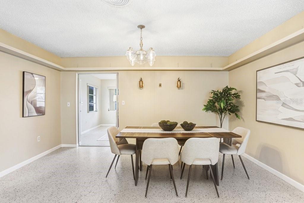 PINE OAK - Residential