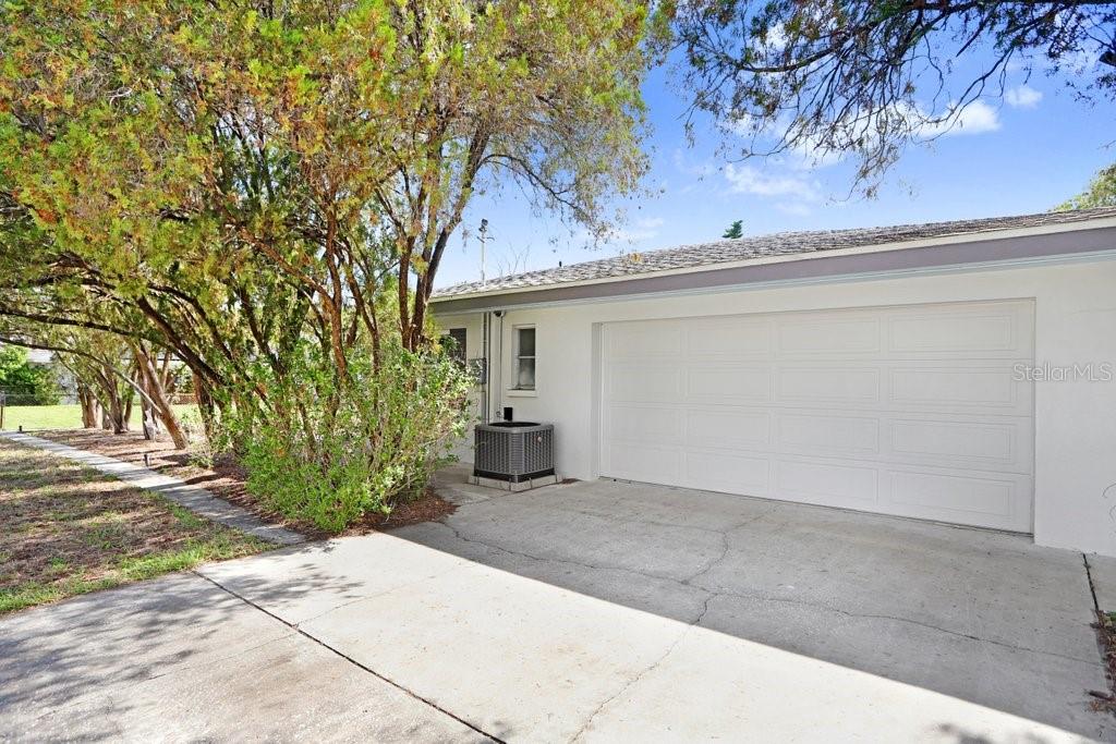 PINE OAK - Residential