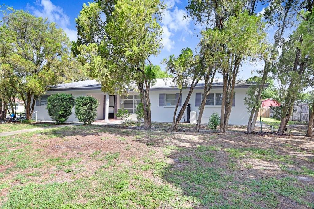 PINE OAK - Residential