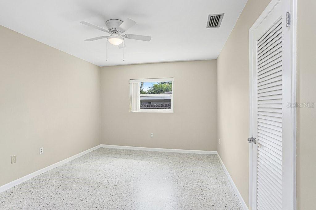 PINE OAK - Residential