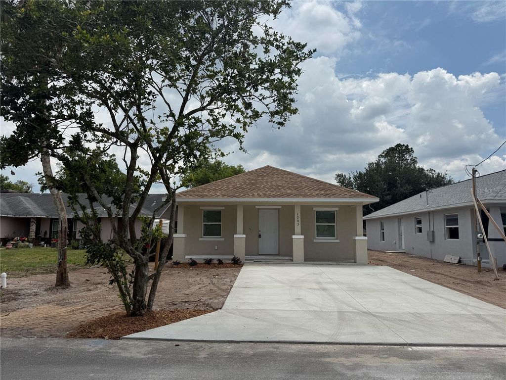 Photo of 1003 E Renfro Street, Plant City, FL 33563 (MLS # TB8507018)