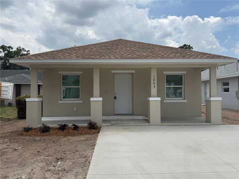 Photo of 1003 E Renfro Street, Plant City, FL 33563 (MLS # TB8507018)