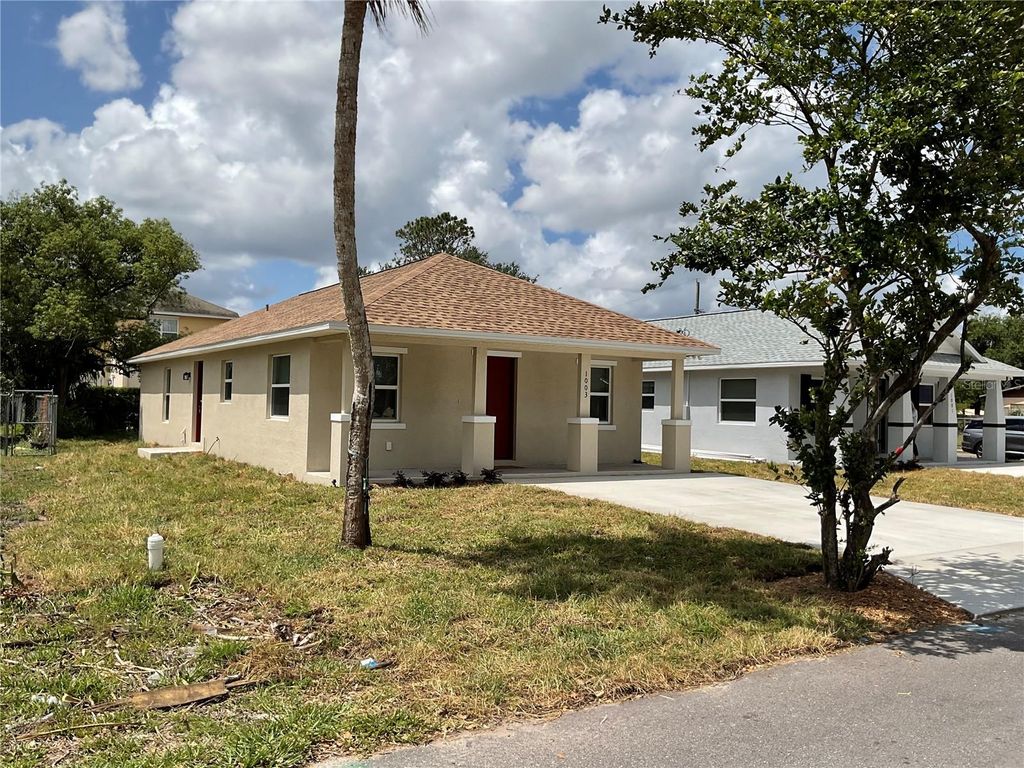 Photo of 1003 E Renfro Street, Plant City, FL 33563 (MLS # TB8507018)