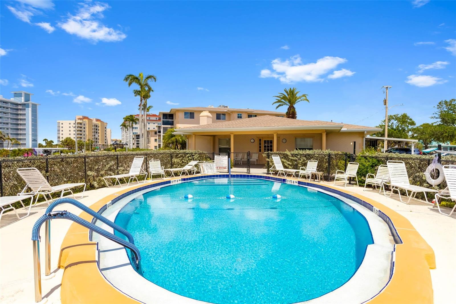 GULF POINT - Residential