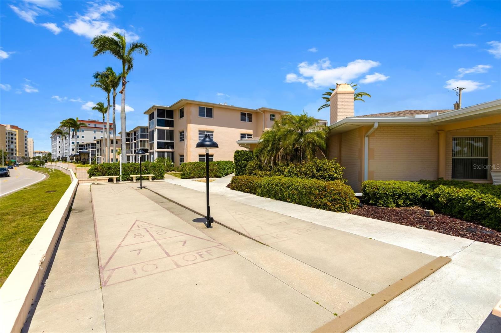 GULF POINT - Residential