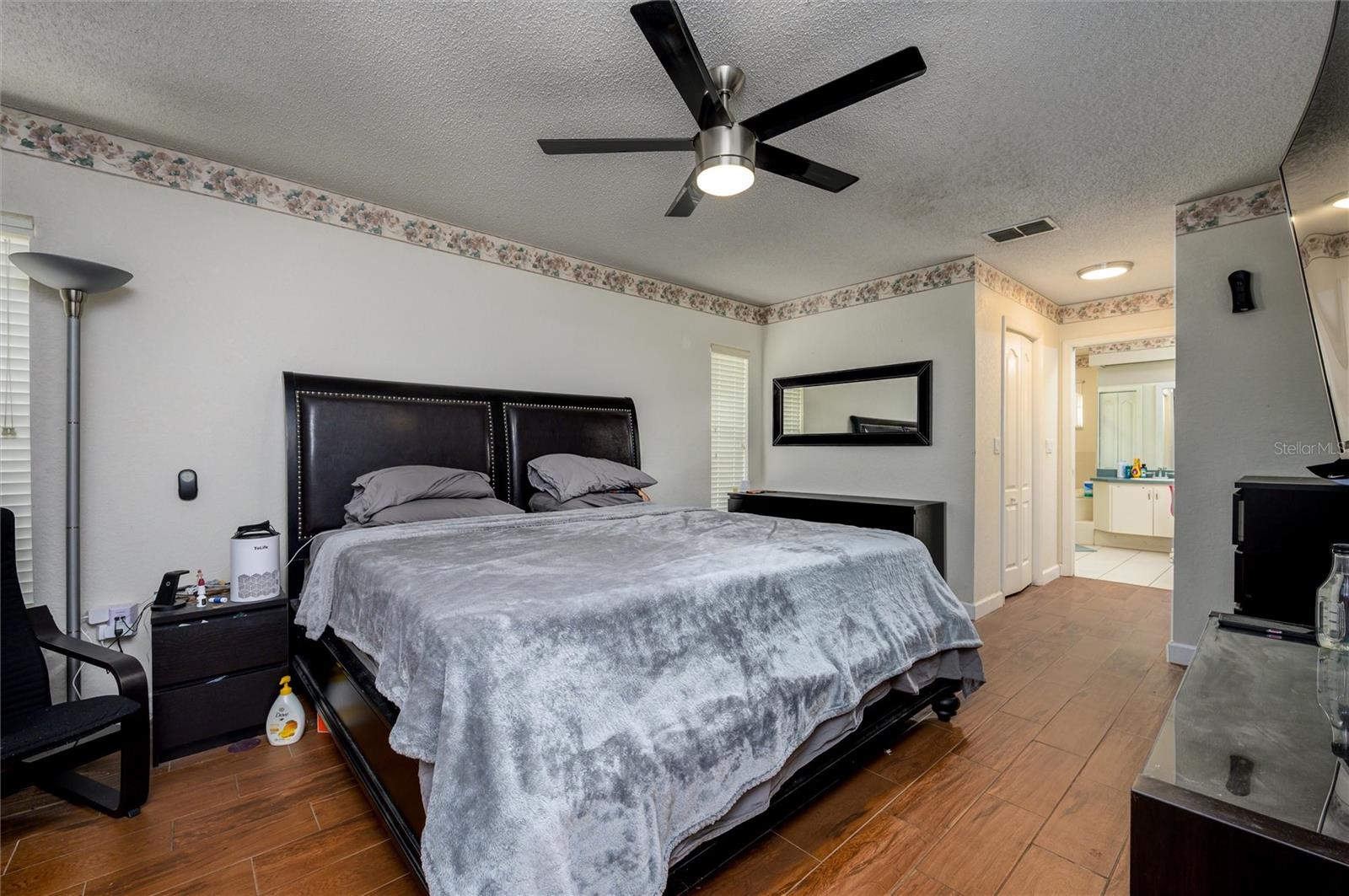 BRIARWOODS - Residential