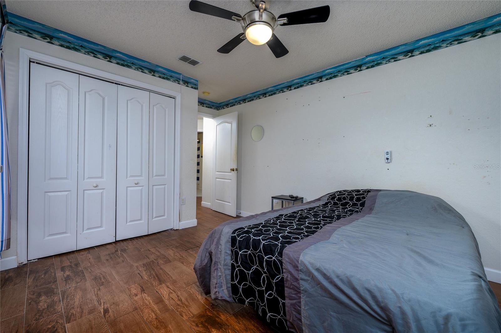 BRIARWOODS - Residential