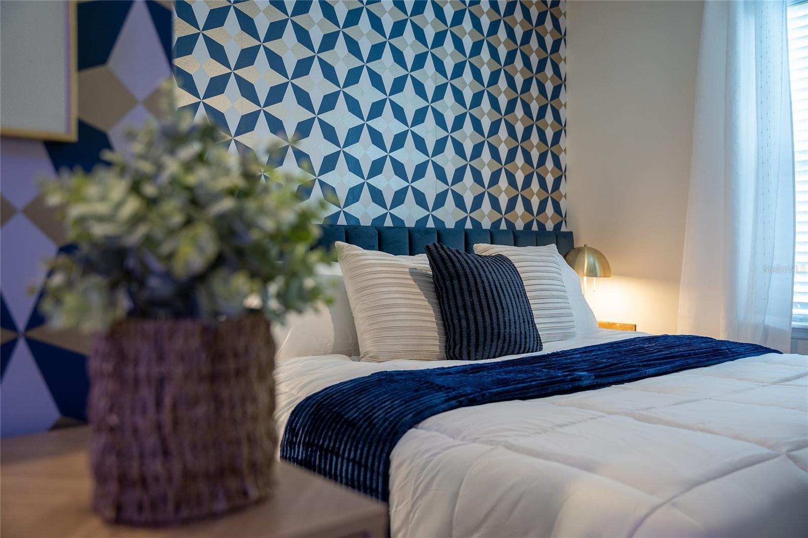 WINDSOR ISLAND RESIDENCE PH 2B - Residential