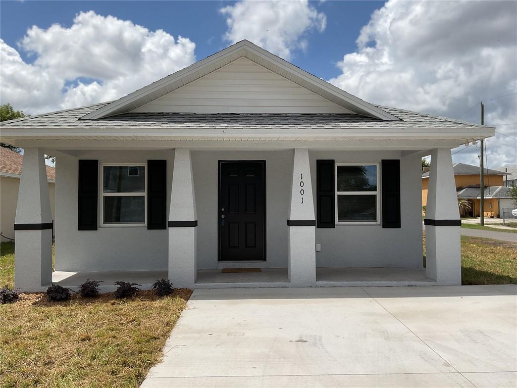 Photo of 1001 Renfro Street, Plant City, FL 33563 (MLS # TB8507020)