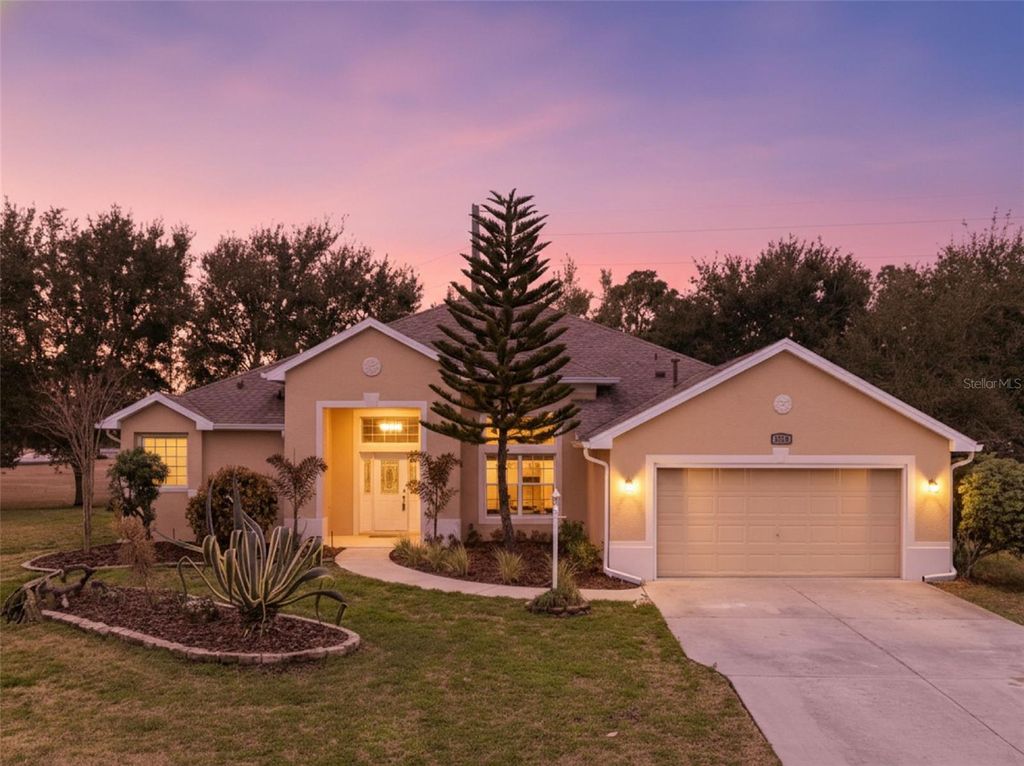 Photo of Leesburg, FL 34748 (MLS # G5108076)