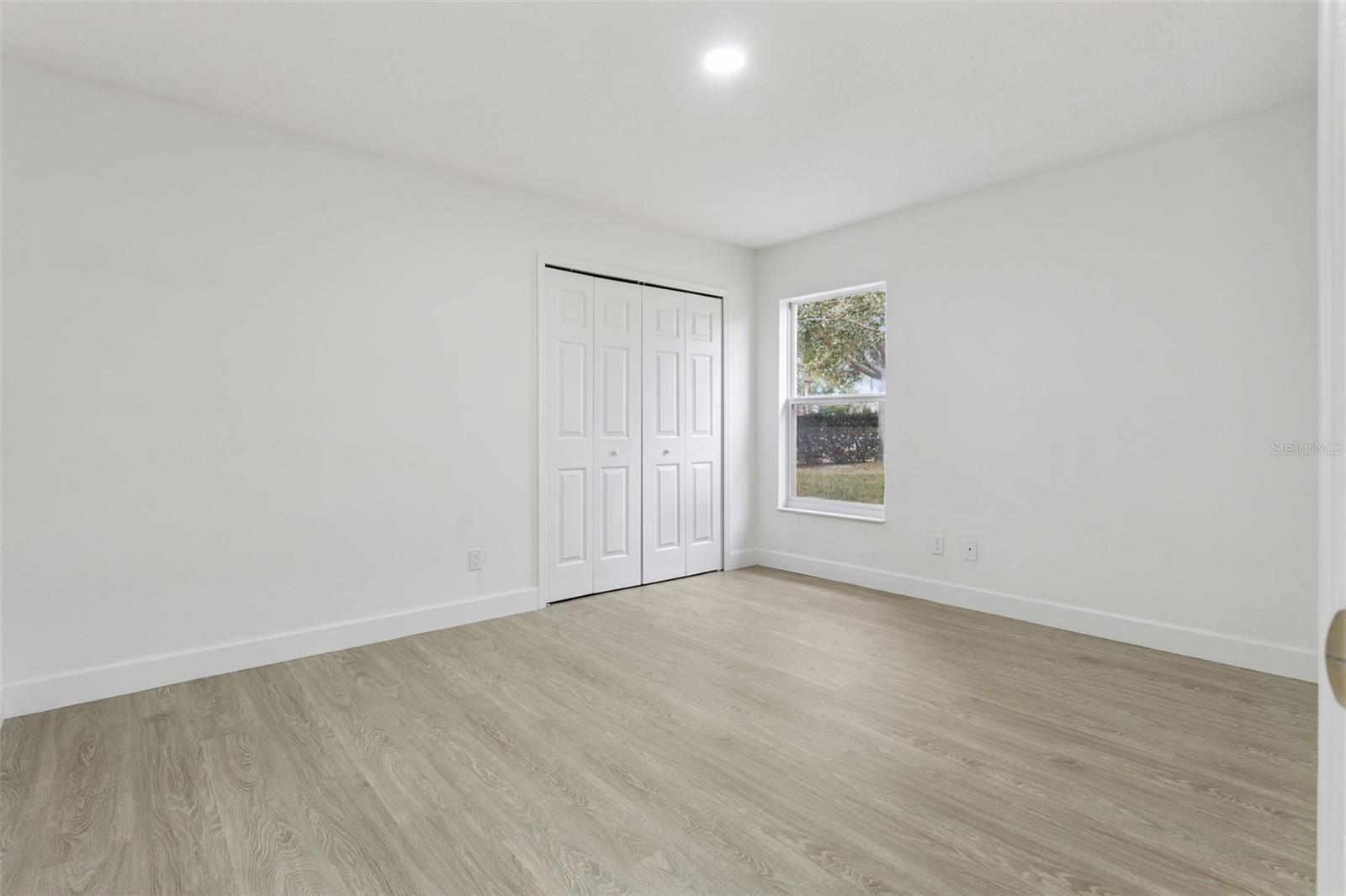 LEESBURG LEGACY LEESBURG UNIT 02 LT 163 - Residential