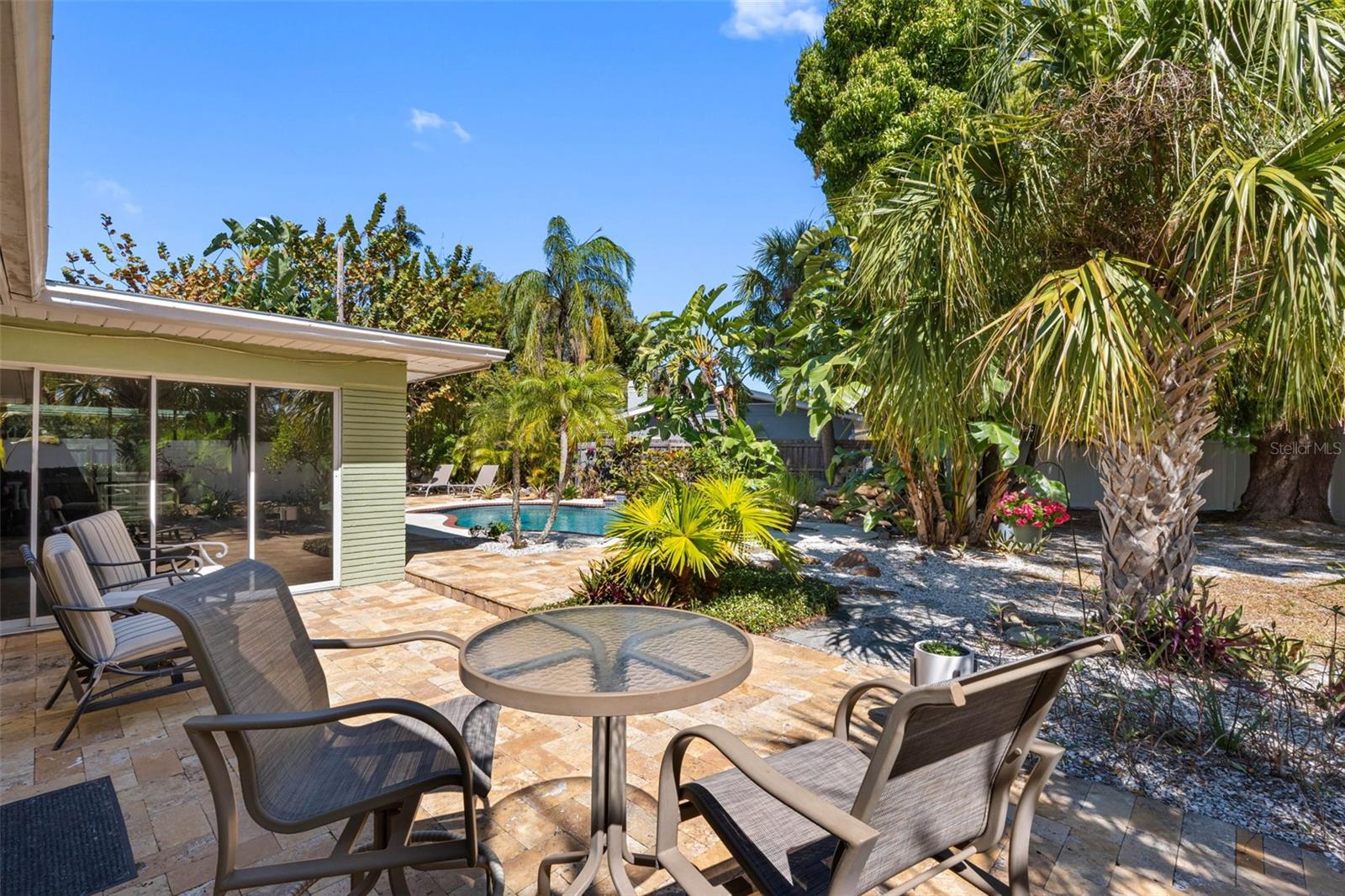 BELLEAIR ESTATES - Residential