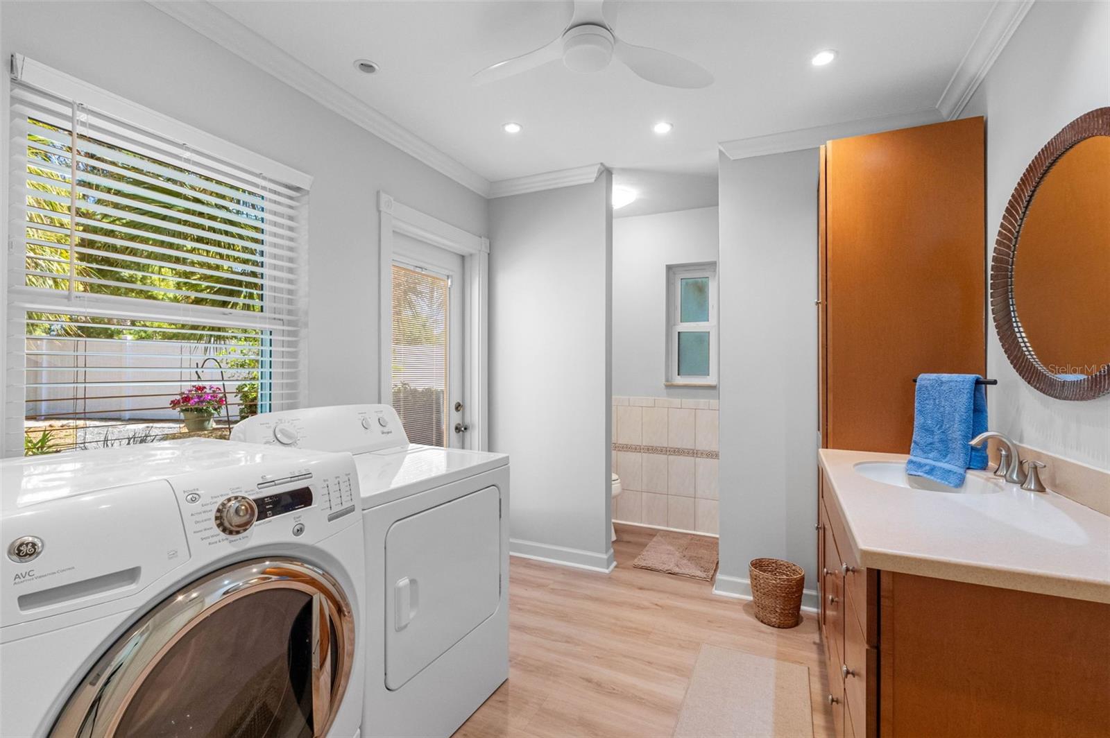 BELLEAIR ESTATES - Residential