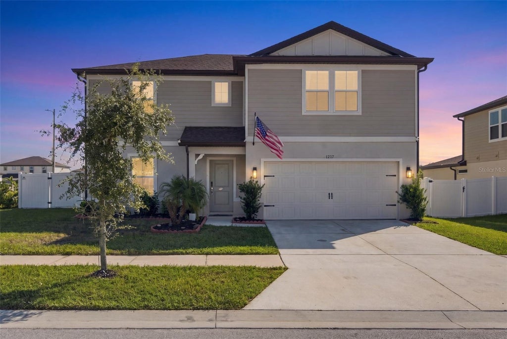Photo of 1217 Michelangelo Lane, Winter Haven, FL 33884 (MLS # TB8555615)