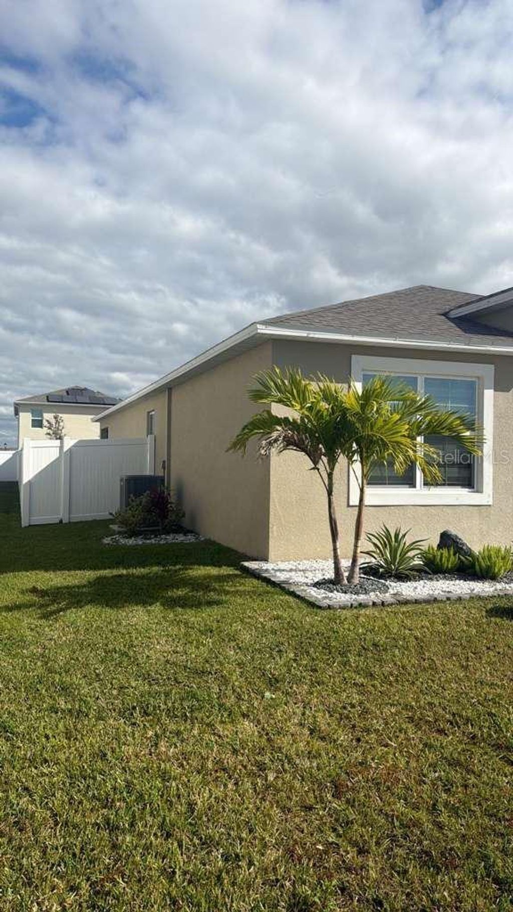 Photo of 1519 Oak Reserve Drive, Kissimmee, FL 34744 (MLS # S5141402)