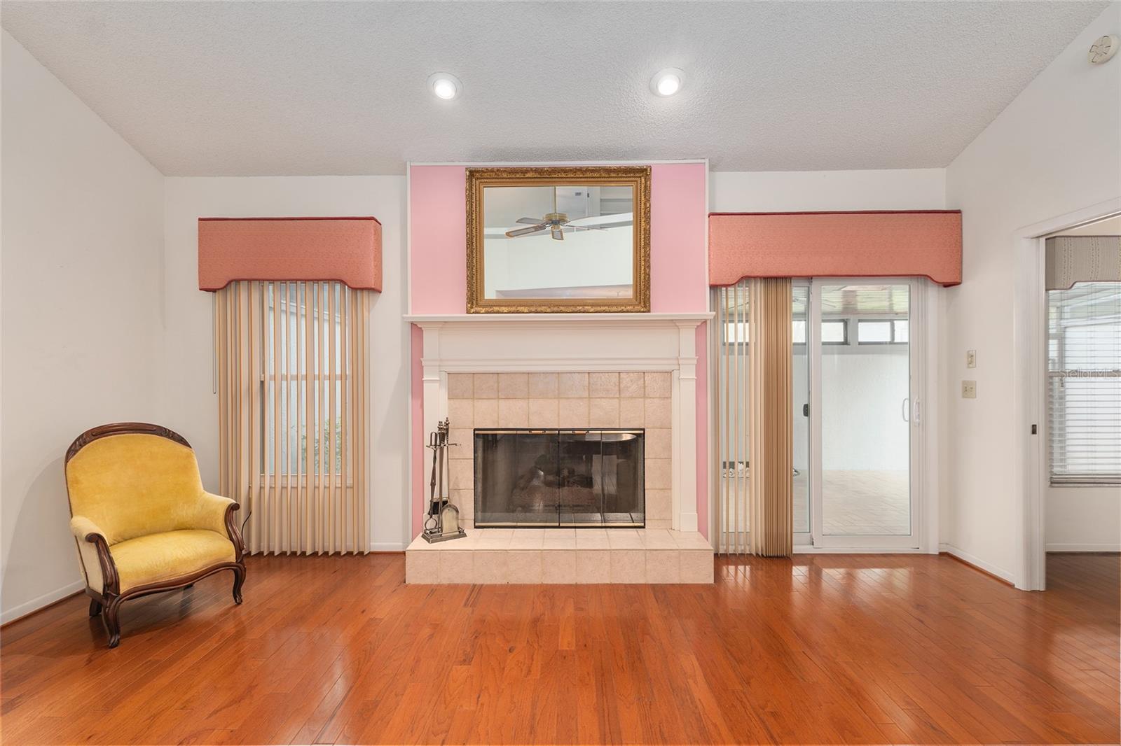 CRESTWOOD SOUTH VILLAGE - Residential