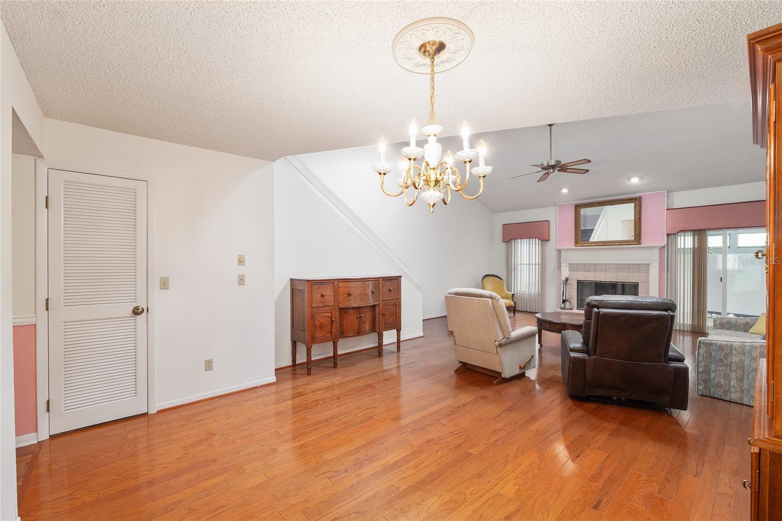 CRESTWOOD SOUTH VILLAGE - Residential