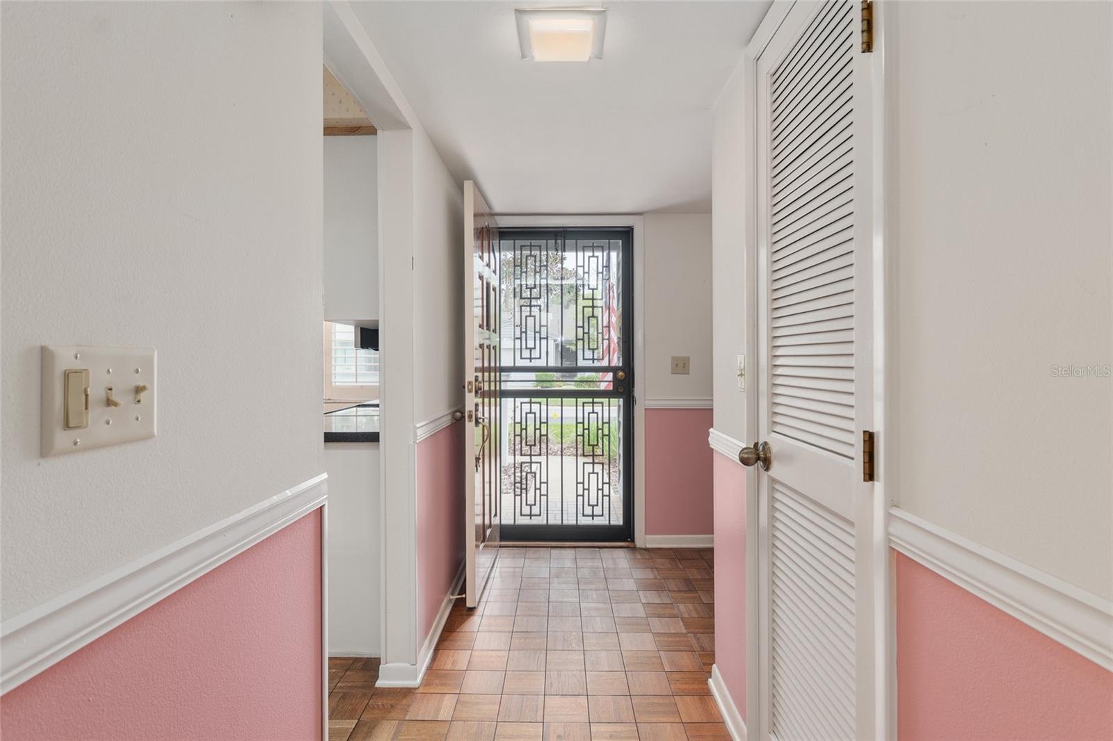 CRESTWOOD SOUTH VILLAGE - Residential