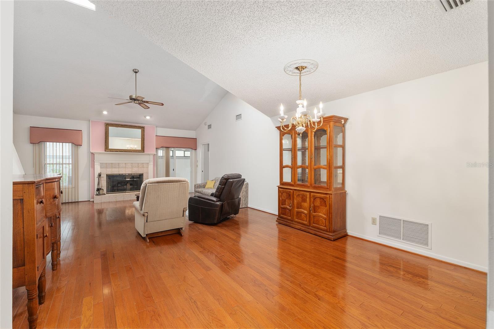 CRESTWOOD SOUTH VILLAGE - Residential