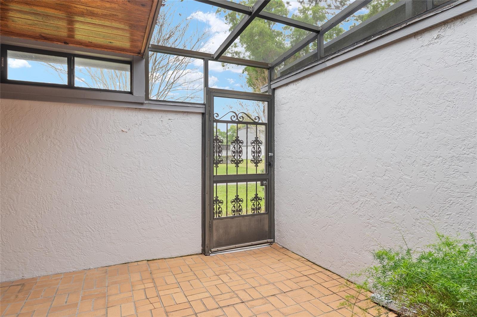 CRESTWOOD SOUTH VILLAGE - Residential