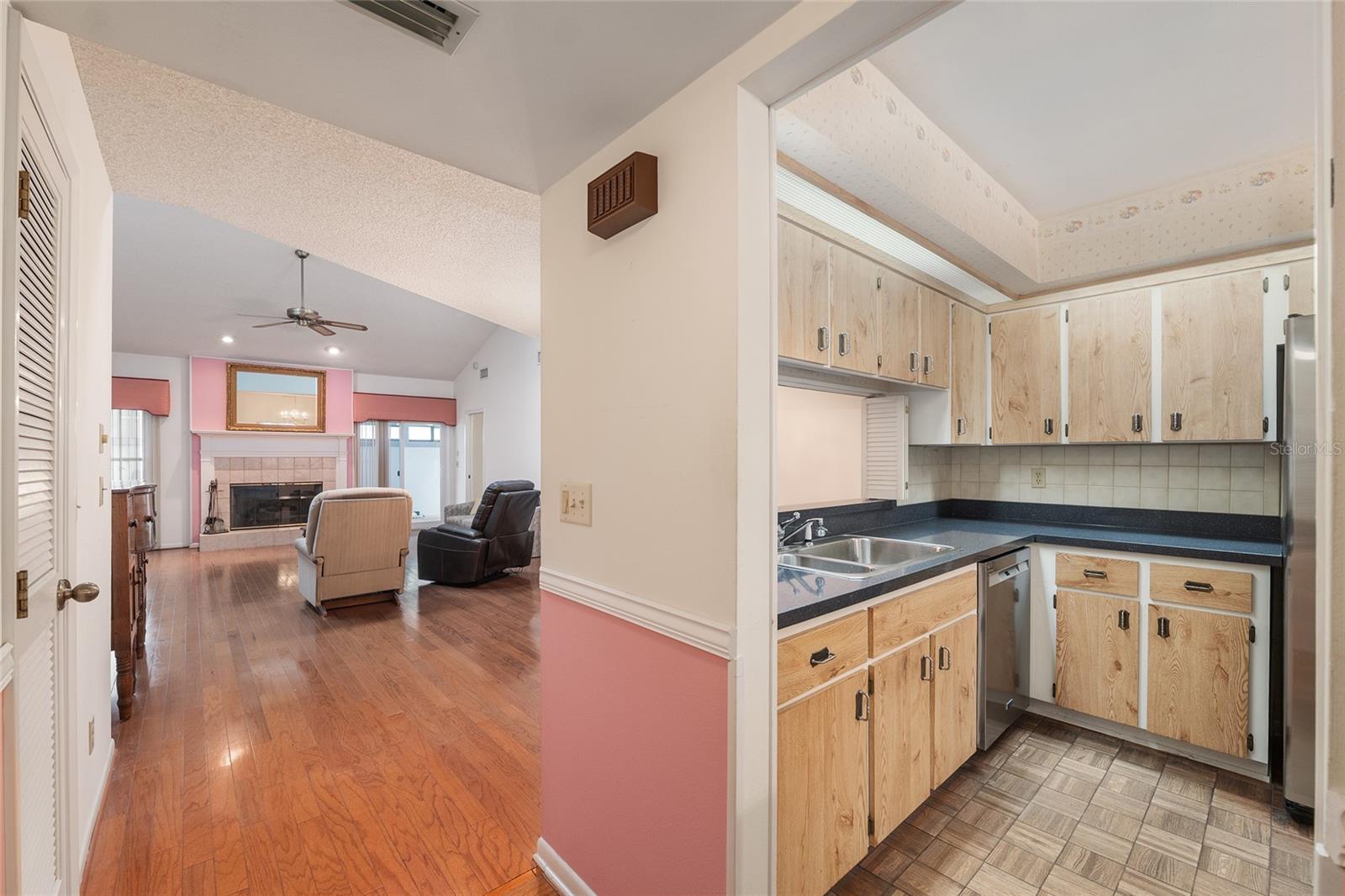 CRESTWOOD SOUTH VILLAGE - Residential