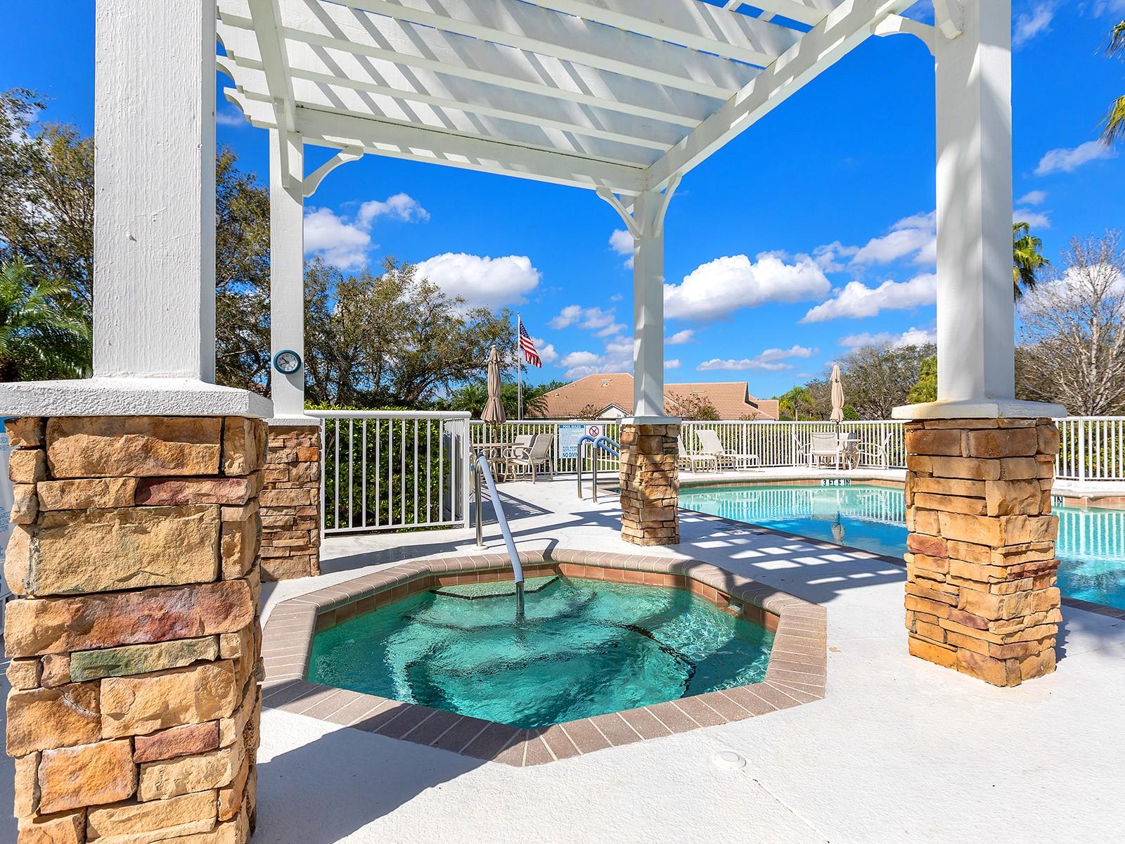 LAKEWOOD RANCH COUNTRY CLUB - Residential