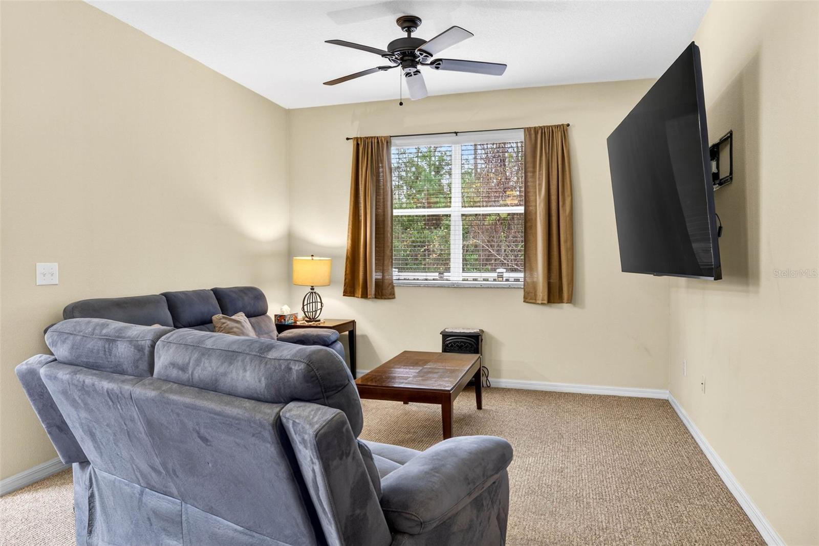 VERANDAH TWNHMS - Residential