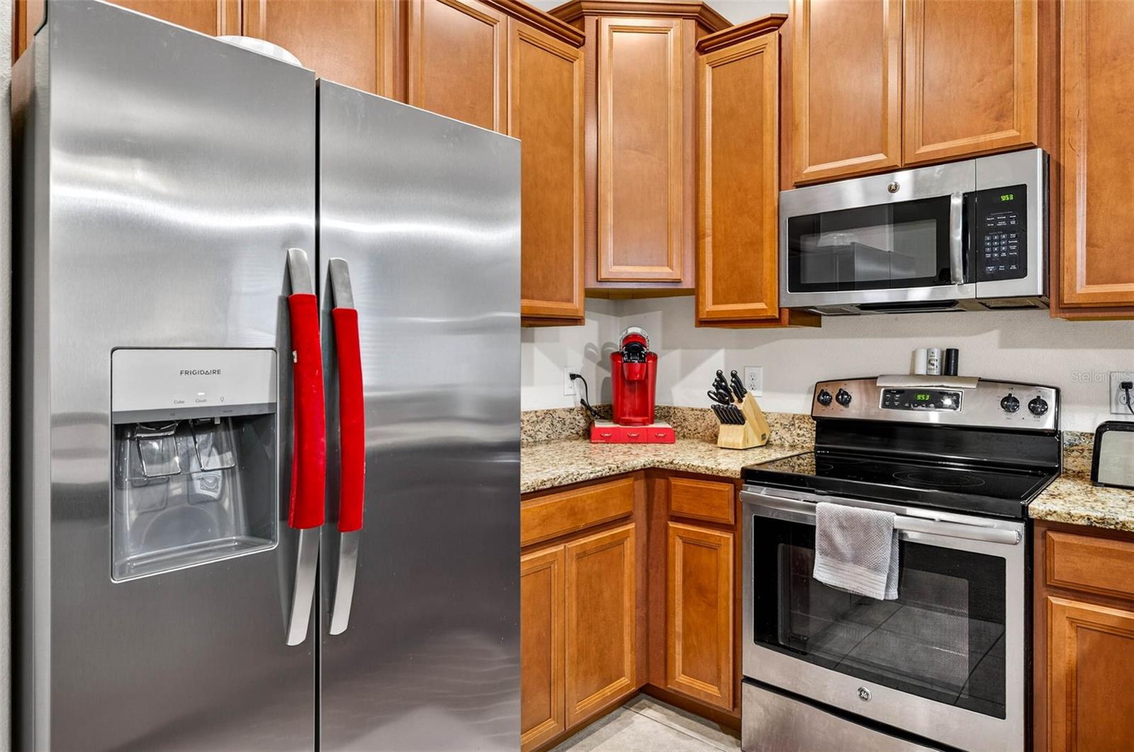 VERANDAH TWNHMS - Residential