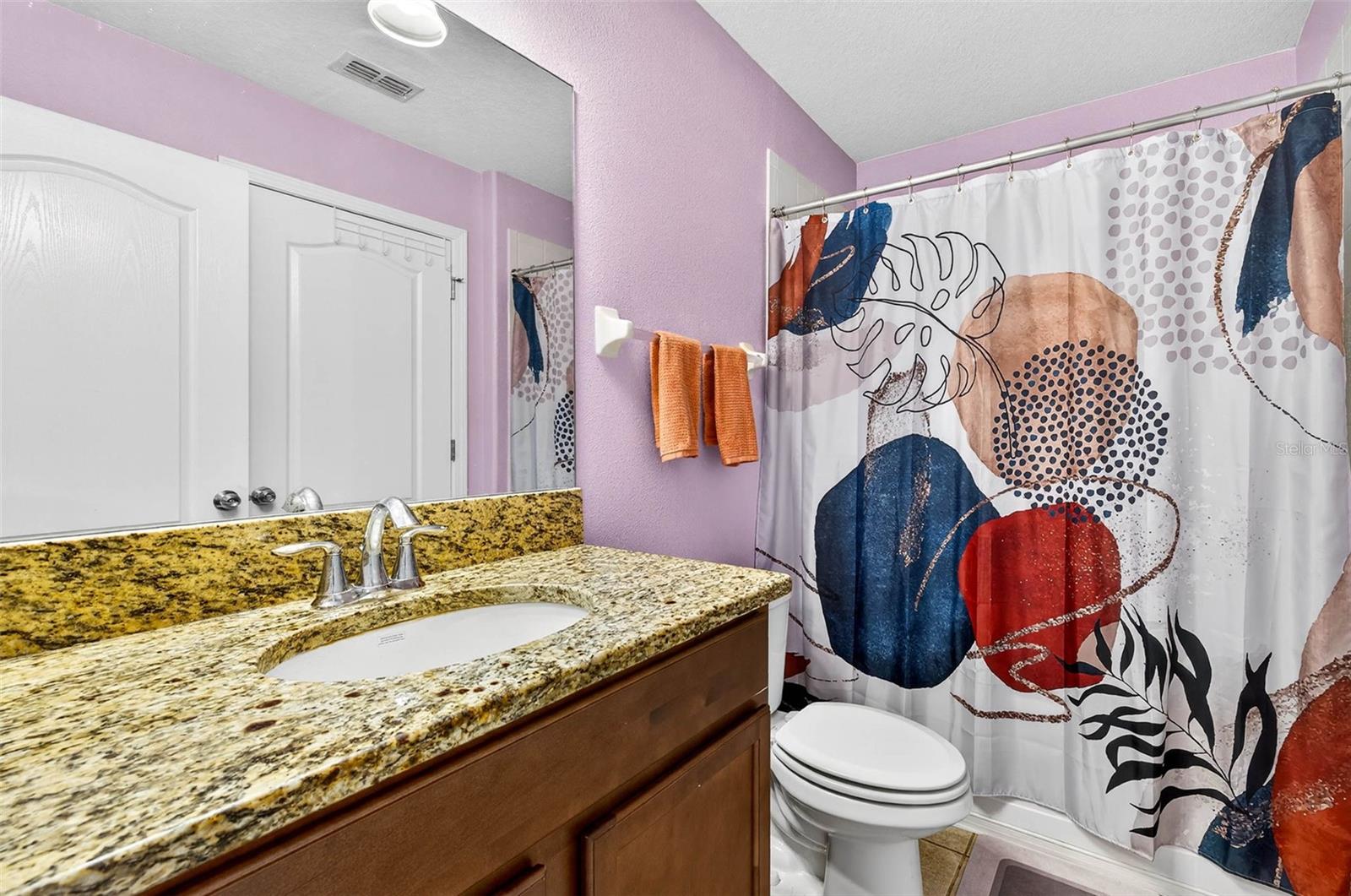 VERANDAH TWNHMS - Residential