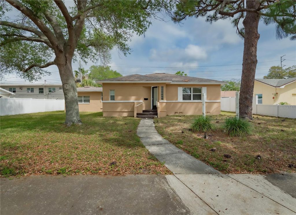 Photo of 6465 1st Avenue S, St Petersburg, FL 33707 (MLS # TB8445455)