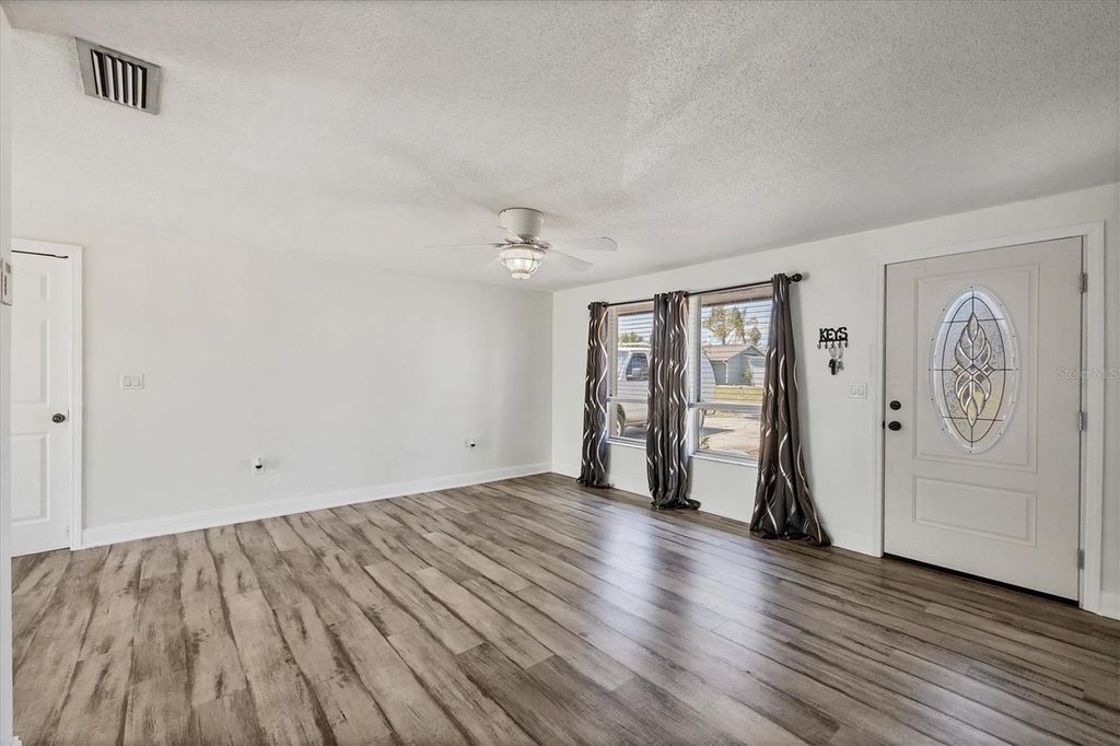 Photo of 5755 Oxalis Road, Venice, FL 34293 (MLS # N6138428)