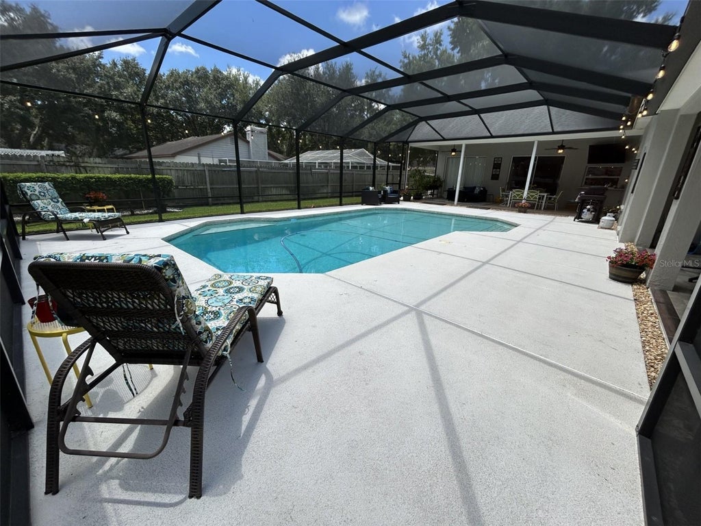 Photo of 3907 Rolling Terrace Lane, Valrico, FL 33596 (MLS # A4704678)