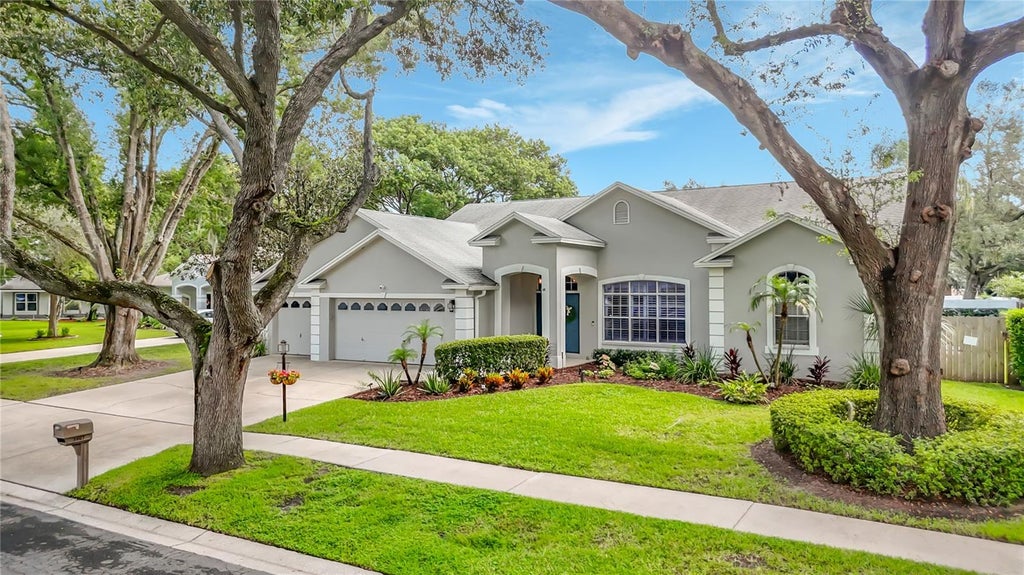 Photo of 3907 Rolling Terrace Lane, Valrico, FL 33596 (MLS # A4704678)