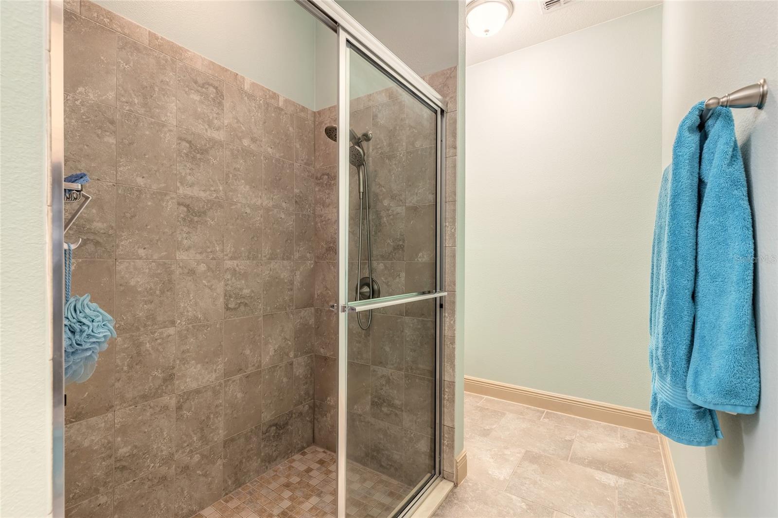 VENETIAN BAY PH 1B UNIT 02 - Residential