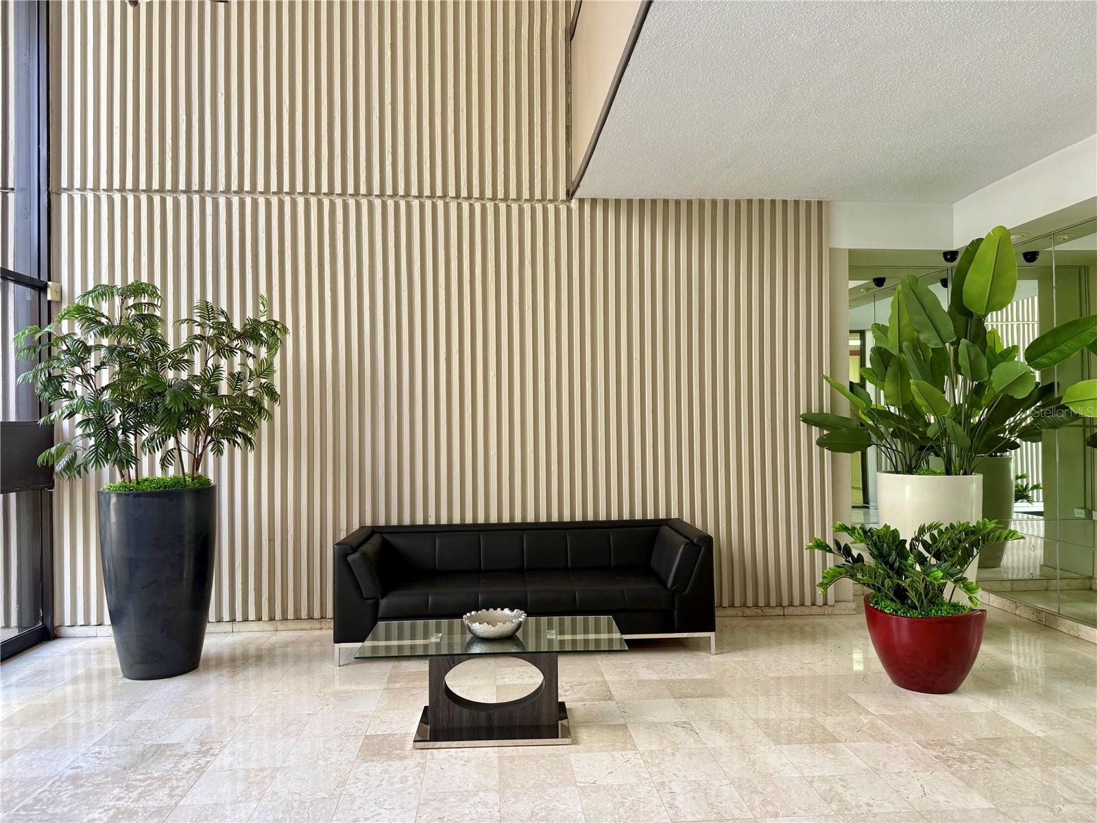 COND. EL GENERALIFE - Residential Lease